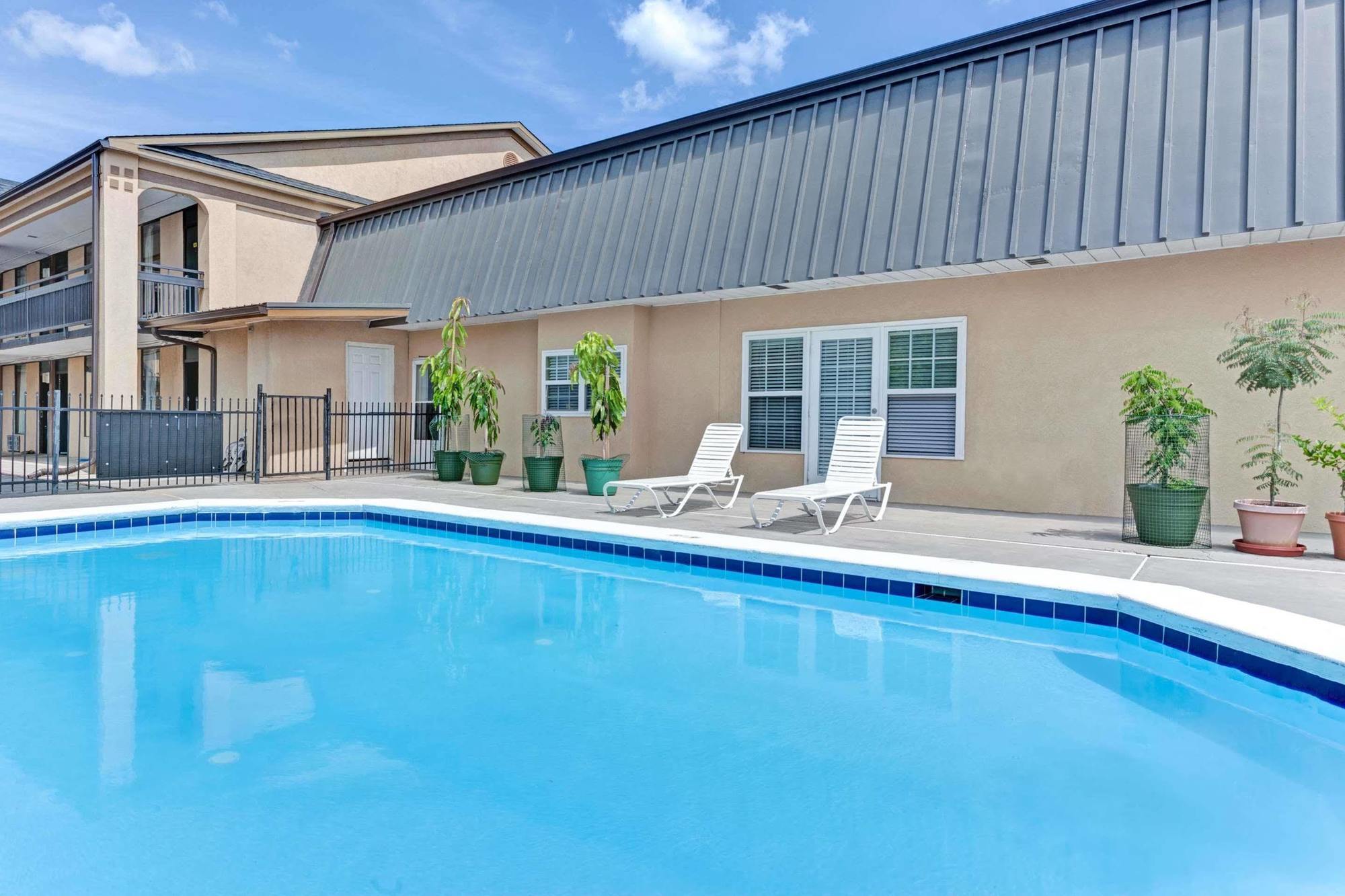 Super Inn & Suites Carrollton,West Georgia Kültér fotó